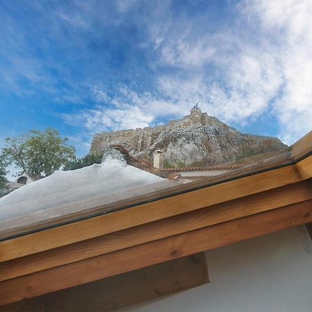 Appartamento Live At The Acropolis Shadow - Under Super Scenic Anafiotika Atene Esterno foto