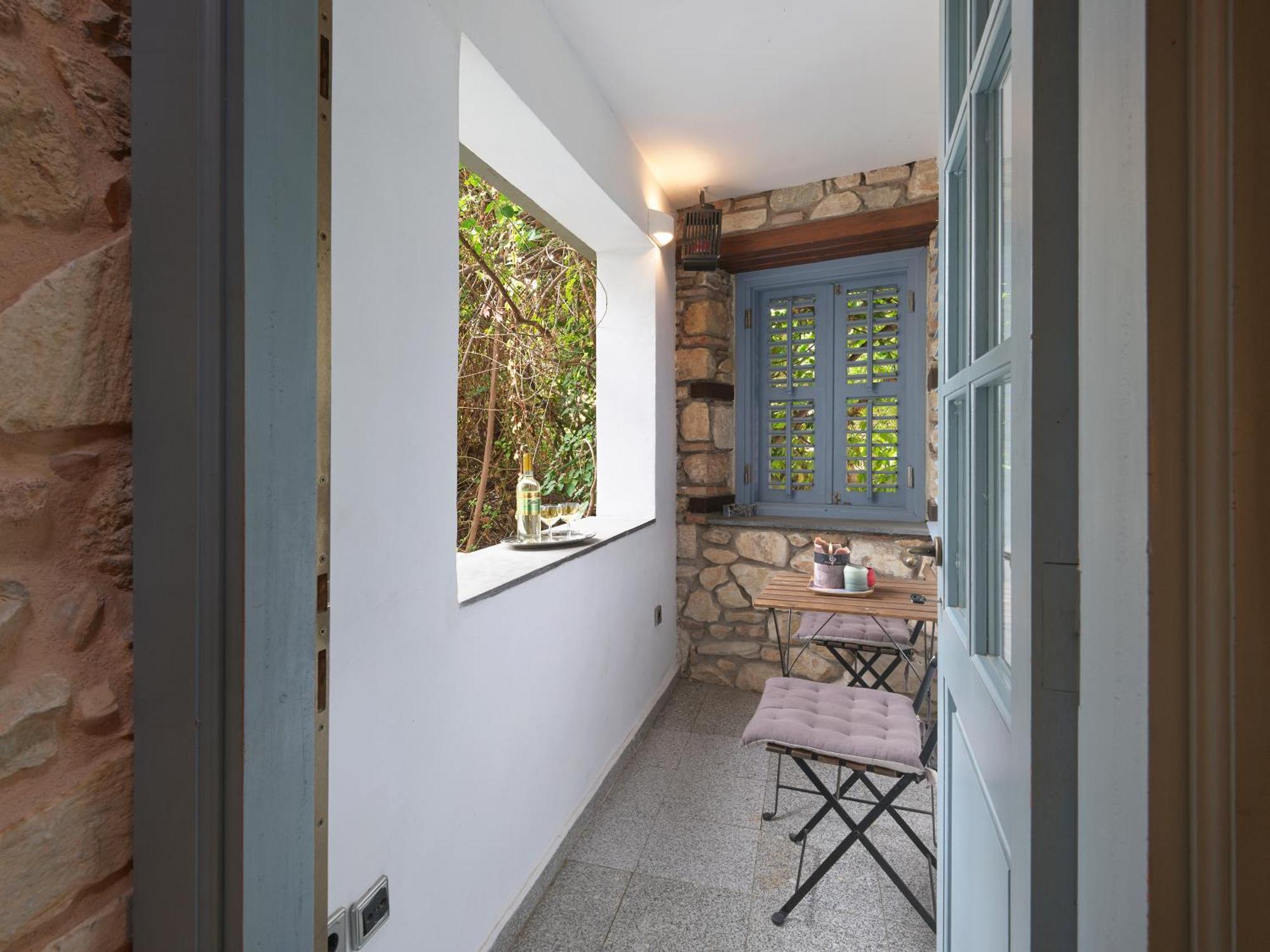 Appartamento Live At The Acropolis Shadow - Under Super Scenic Anafiotika Atene Esterno foto