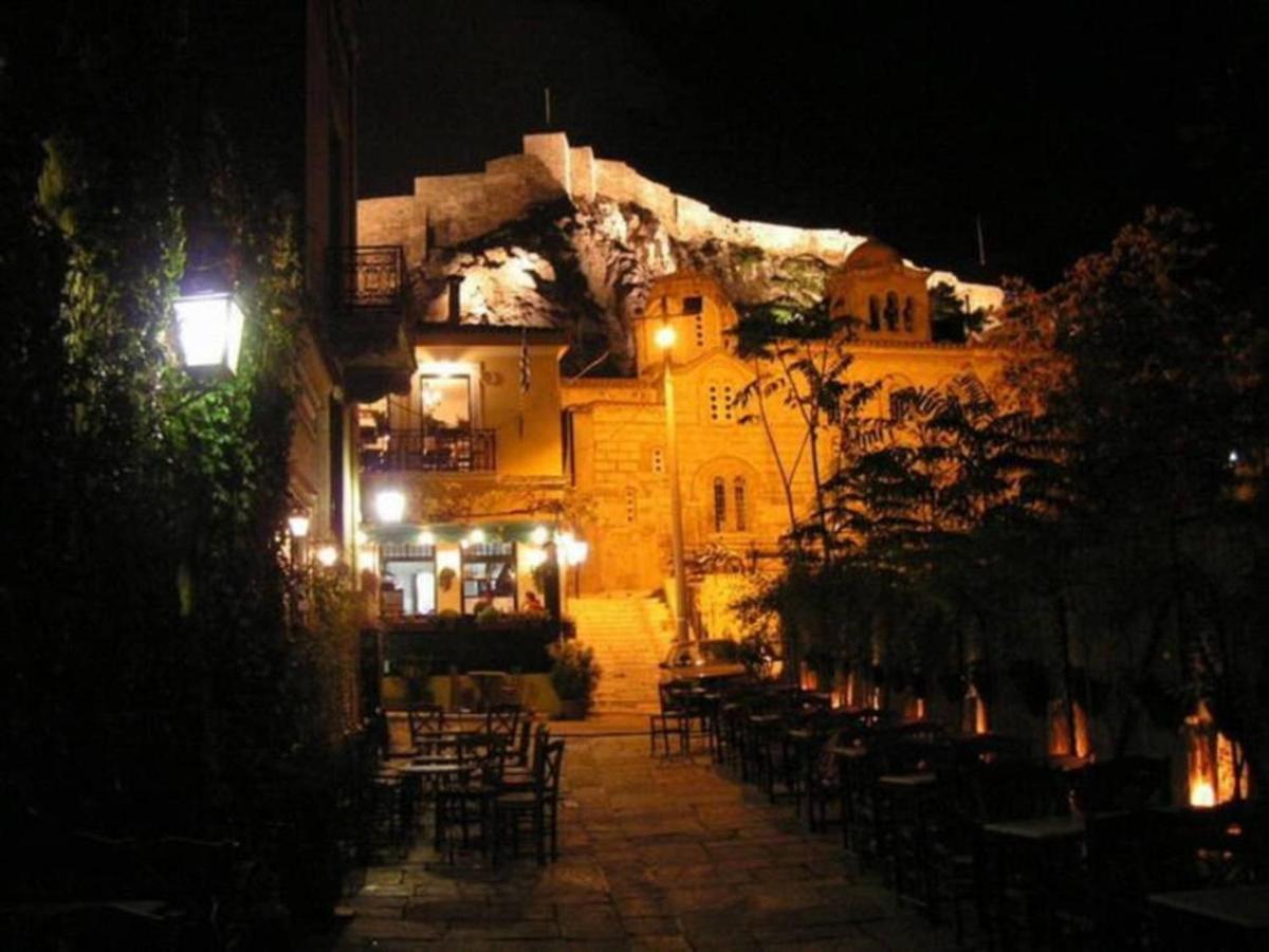 Appartamento Live At The Acropolis Shadow - Under Super Scenic Anafiotika Atene Esterno foto